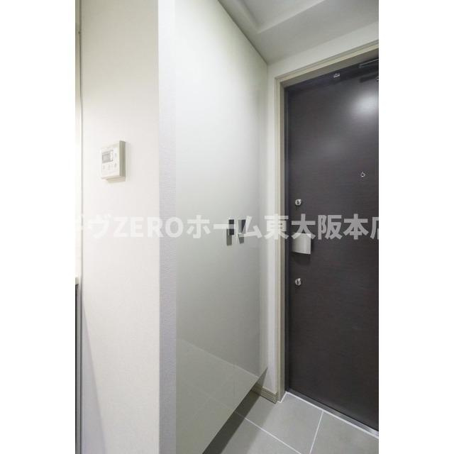 アーデン堺筋本町の玄関