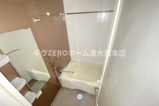 アーデン堺筋本町の浴室