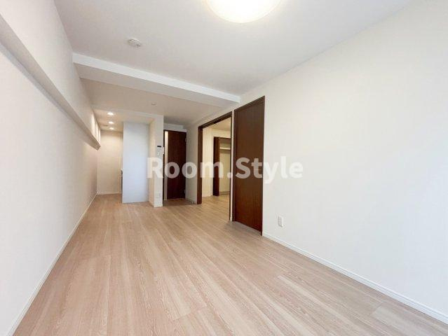 ニュー目黒フラワーマンションの居間・リビング|空室のためご都合に合わせてご内覧できます