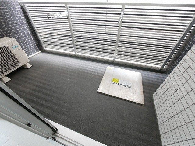 セイワパレス京町堀のバルコニー