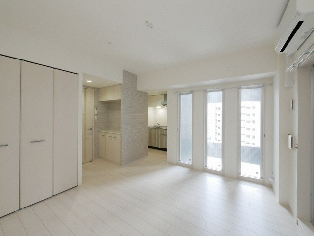 セイワパレス京町堀の居間・リビング