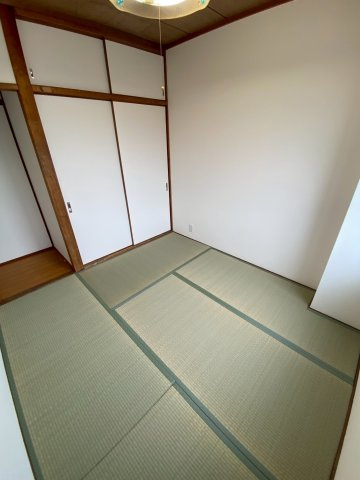 築島ビルの和室