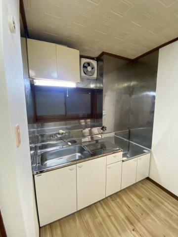 築島ビルのキッチン