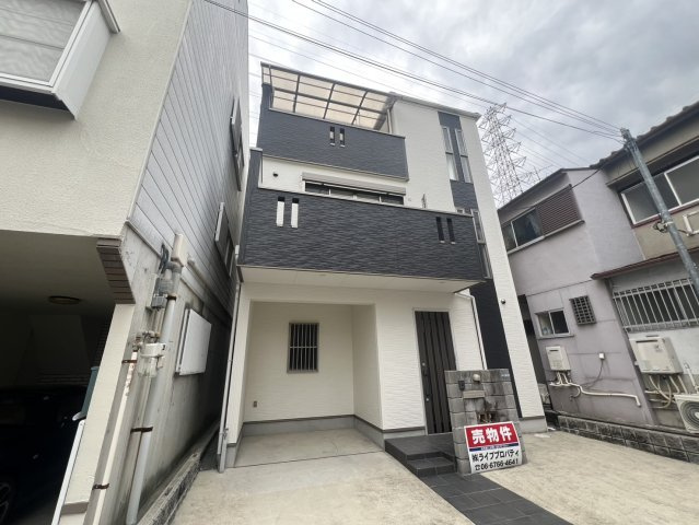 四條畷市江瀬美町中古戸建　の外観|外観もきれいです