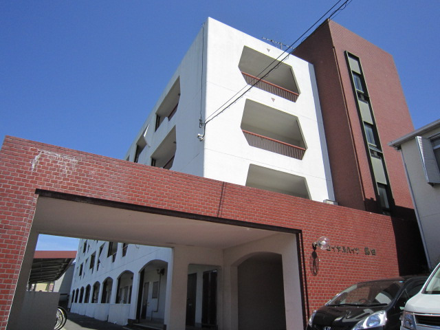 ロイヤルハイツ藤田