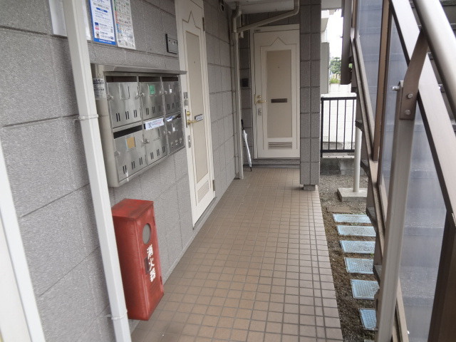 ヴィラ・ウィスタリアのその他共用部分|メールボックス