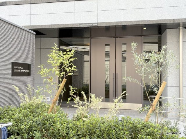 プレサンス桜川グロワール　仲介手数料無料のエントランス