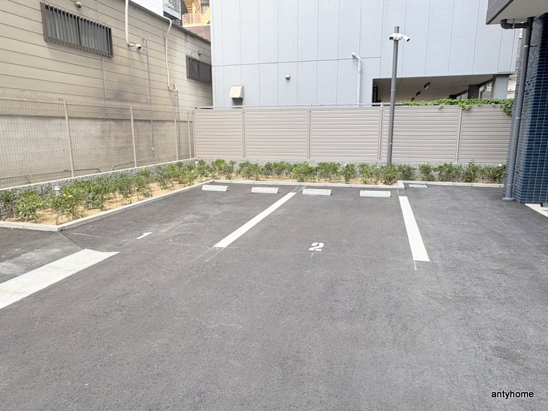 プレサンス桜川グロワール　仲介手数料無料の駐車場