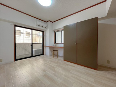 【寝室】 | リヴァフィールド