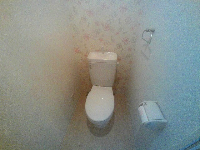 かぎ屋ビルのトイレ