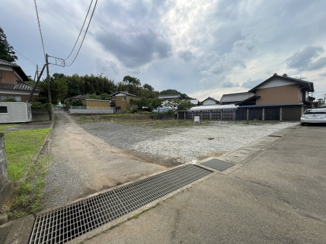 つくば市上野　A区画の前面道路含む現地写真