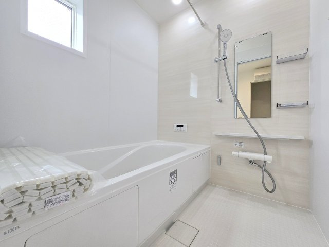 箱根ヶ崎東松原　全3棟の浴室