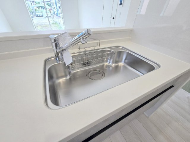 箱根ヶ崎東松原　全3棟のキッチン