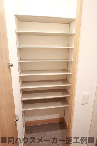 ブリリアントYNの収納