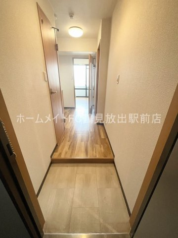 ピーノ・ウエストの玄関