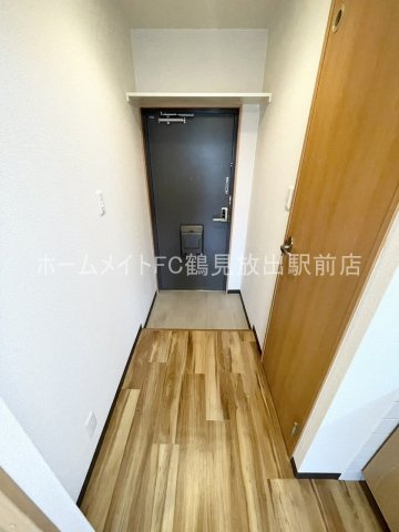 ピーノ・ウエストの玄関