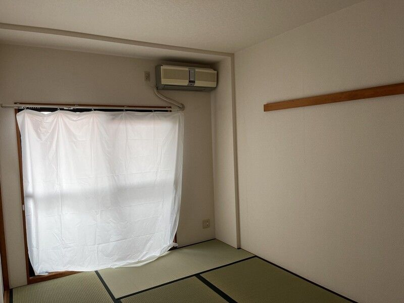 エクレールの寝室