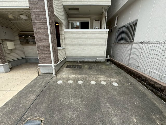 【駐車場】 | メゾン　ソレイユ