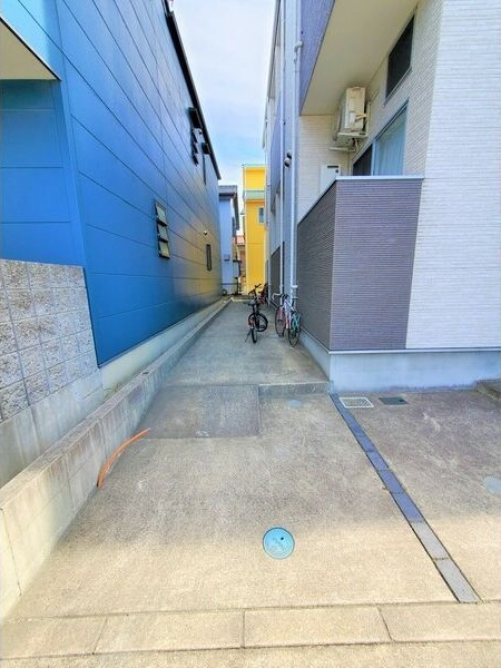 デザイナーズコーポ名北のエントランス