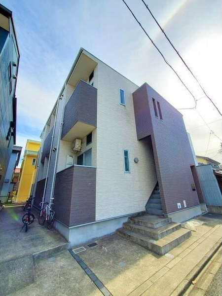 デザイナーズコーポ名北の外観