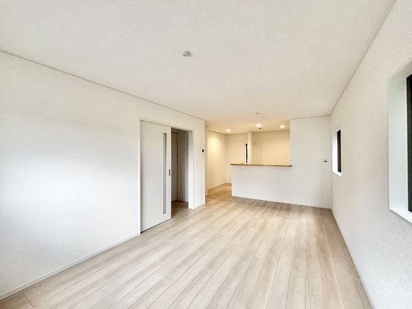 クレイドルガーデン豊田市泉町第3　新築戸建の居間・リビング