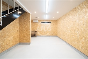 【駐車場】 | GARAGE LIVING TERRA SHIMIZUGAOKA（ガレージリビングテラ清水丘）　ガレージ