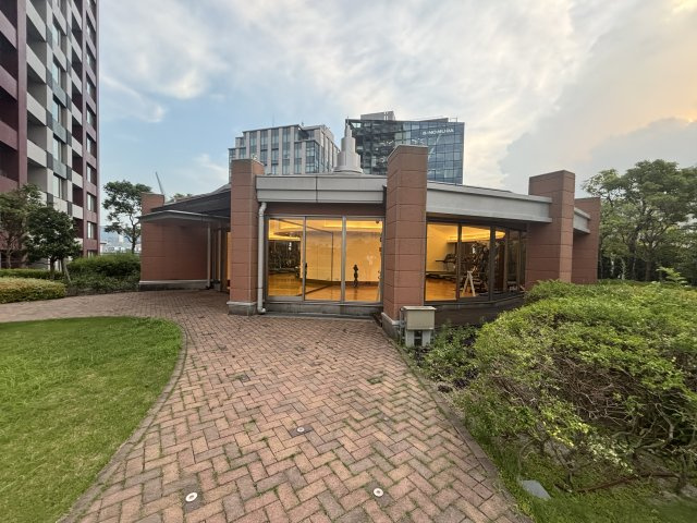 フィットネスクラブ
※プラネットガーデン内にあります。