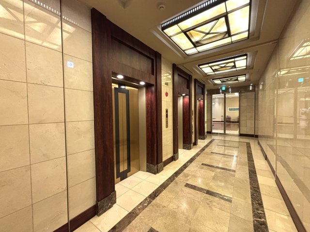 エレベーターホール