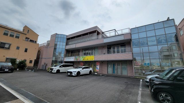 ストリングハタ