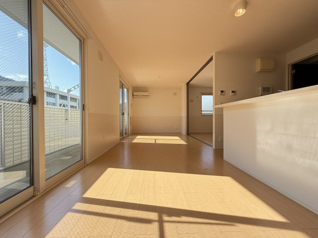 グランディオ B棟の居間・リビング