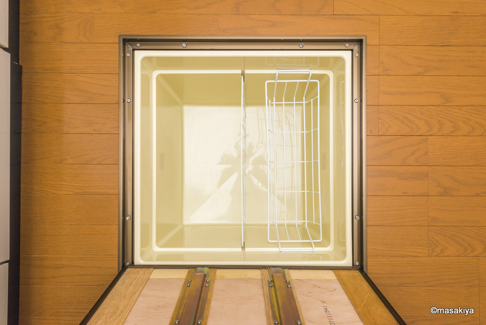 ルクソールの収納|床下収納