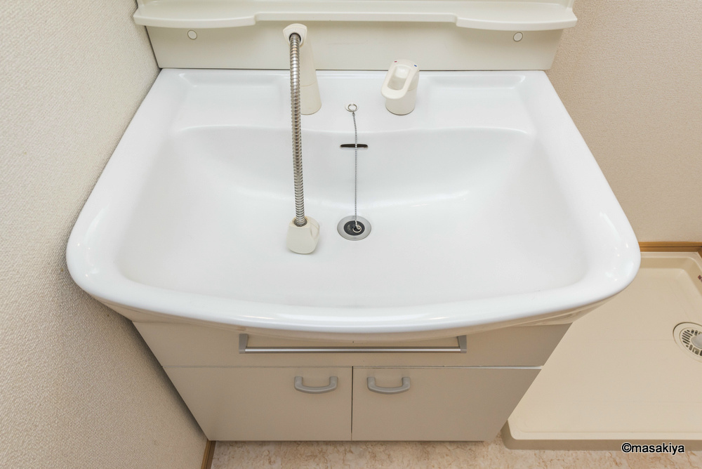 ルクソールの洗面所|シャンプードレッサー