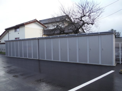  | セリエース | 物置