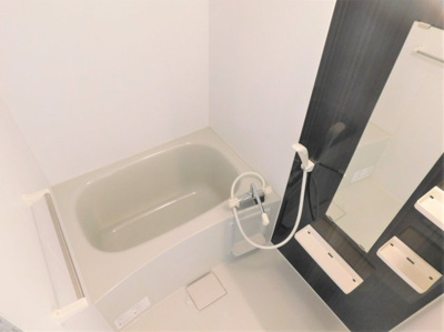 【浴室】 | Branche春日原 | 別号室の写真になります。現況優先。