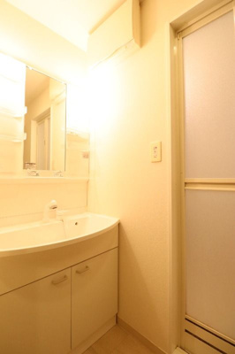 【洗面所】 | グランデージ藤崎 | 別号室の写真になります。現況優先。