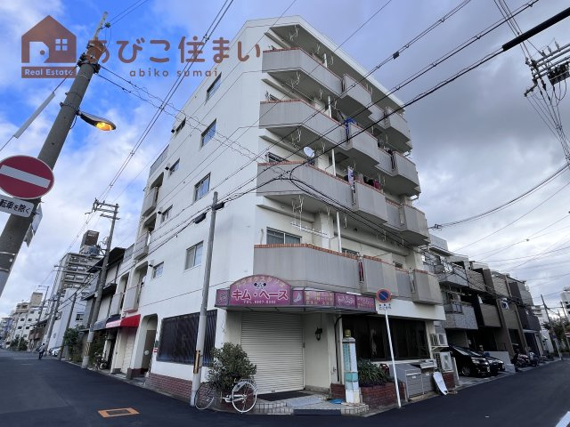 ヴェルドミール山忠あびこの外観