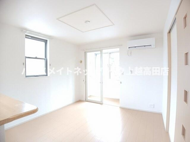 アンソレイエⅡの居間・リビング|居室・リビング