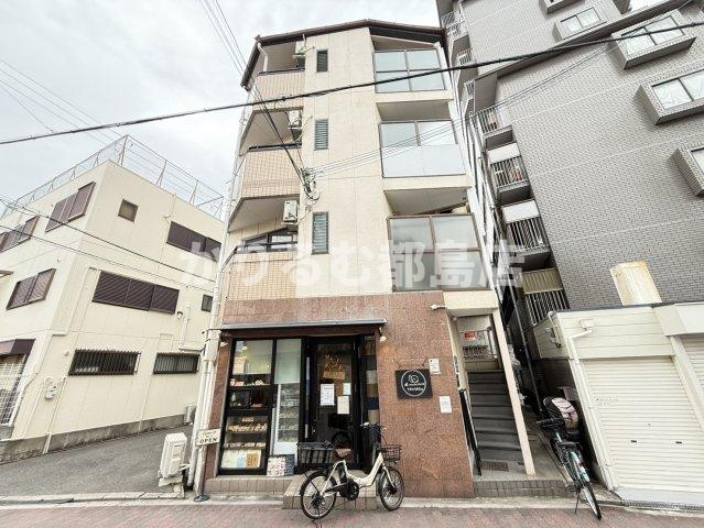 ベルモントマンションの外観