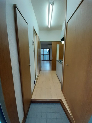 【玄関】 | ウェルス三ヶ田