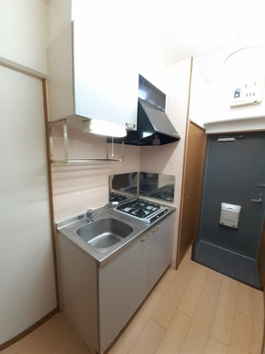 【キッチン】 | ウェルス三ヶ田