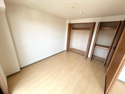 【内装】 | パーム・ヒルズ | 洋室