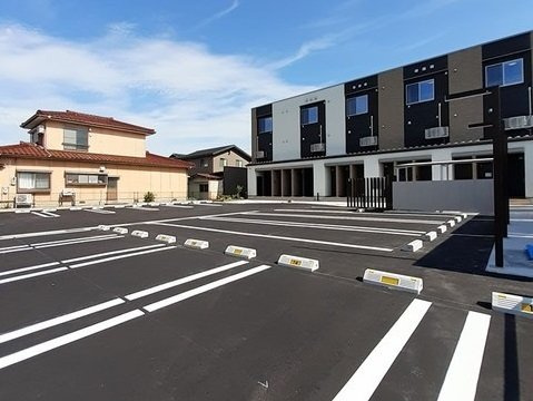 ヴィラージュ　フェリスの駐車場|駐車場です