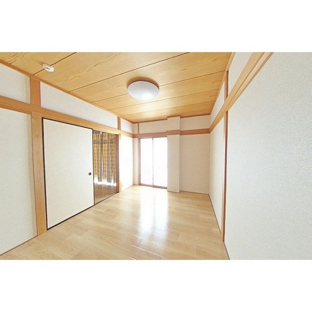 市橋1丁目永田アパートの内装|中洋室