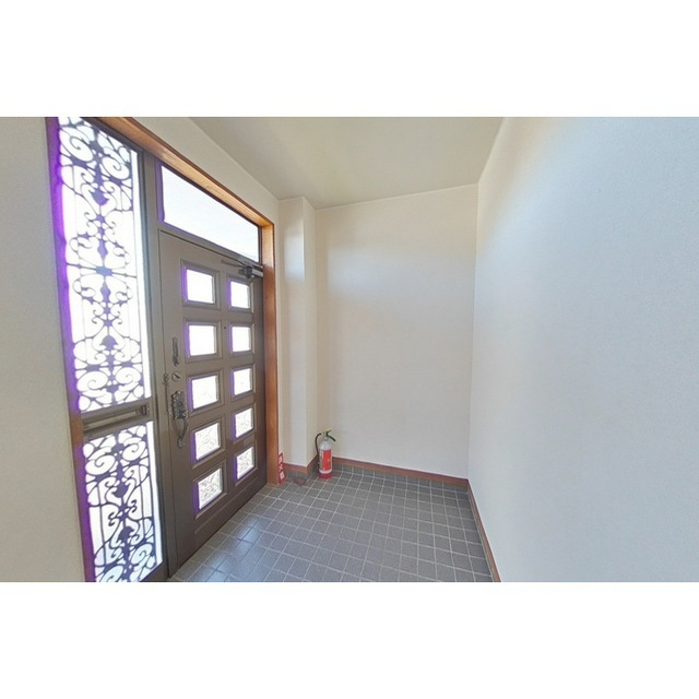 市橋1丁目永田アパートの玄関