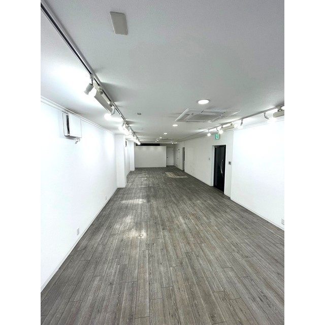 岐阜市徹明通３丁目の店舗事務所の内装