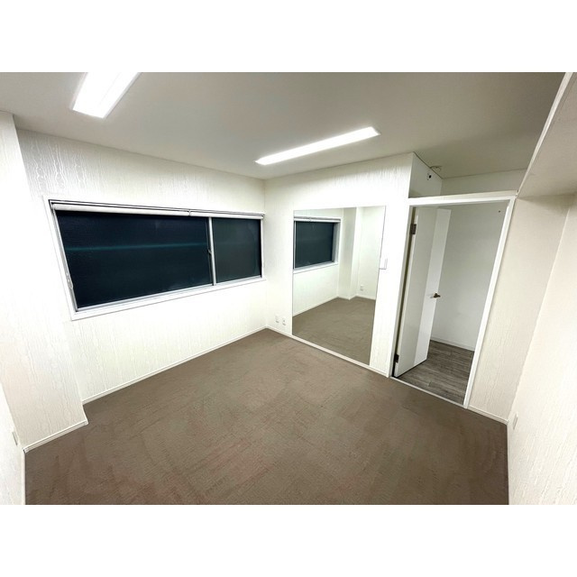 岐阜市徹明通３丁目の店舗事務所の内装