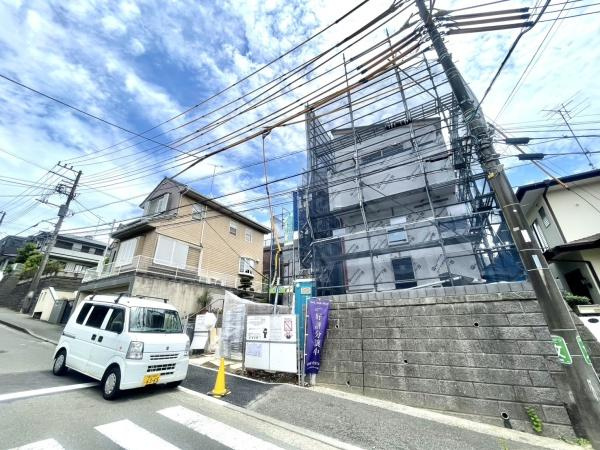 横浜市港北区小机町の新築一戸建の前面道路含む現地写真|周辺環境も合わせてご案内させて頂きます！
お気軽にお問い合わせ下さい！