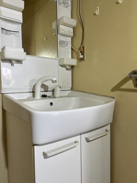 日光マンションの洗面所