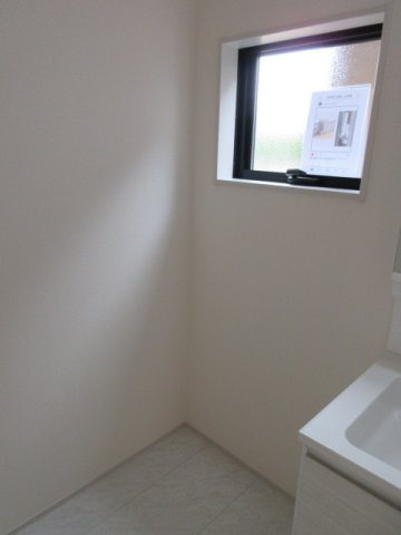 【仲介手数料無料】新築戸建　リーブルガーデン熊谷市新堀新田650-6（全1棟）の洗面所