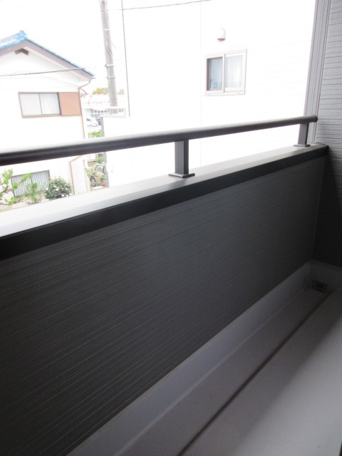 【仲介手数料無料】新築戸建　リーブルガーデン熊谷市新堀新田650-6（全1棟）のバルコニー